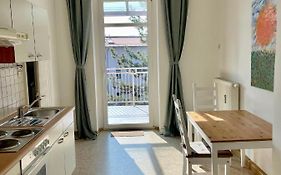 Schlossbergblick und grosser Balkon